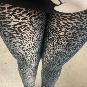 Leggings soft see through a tad